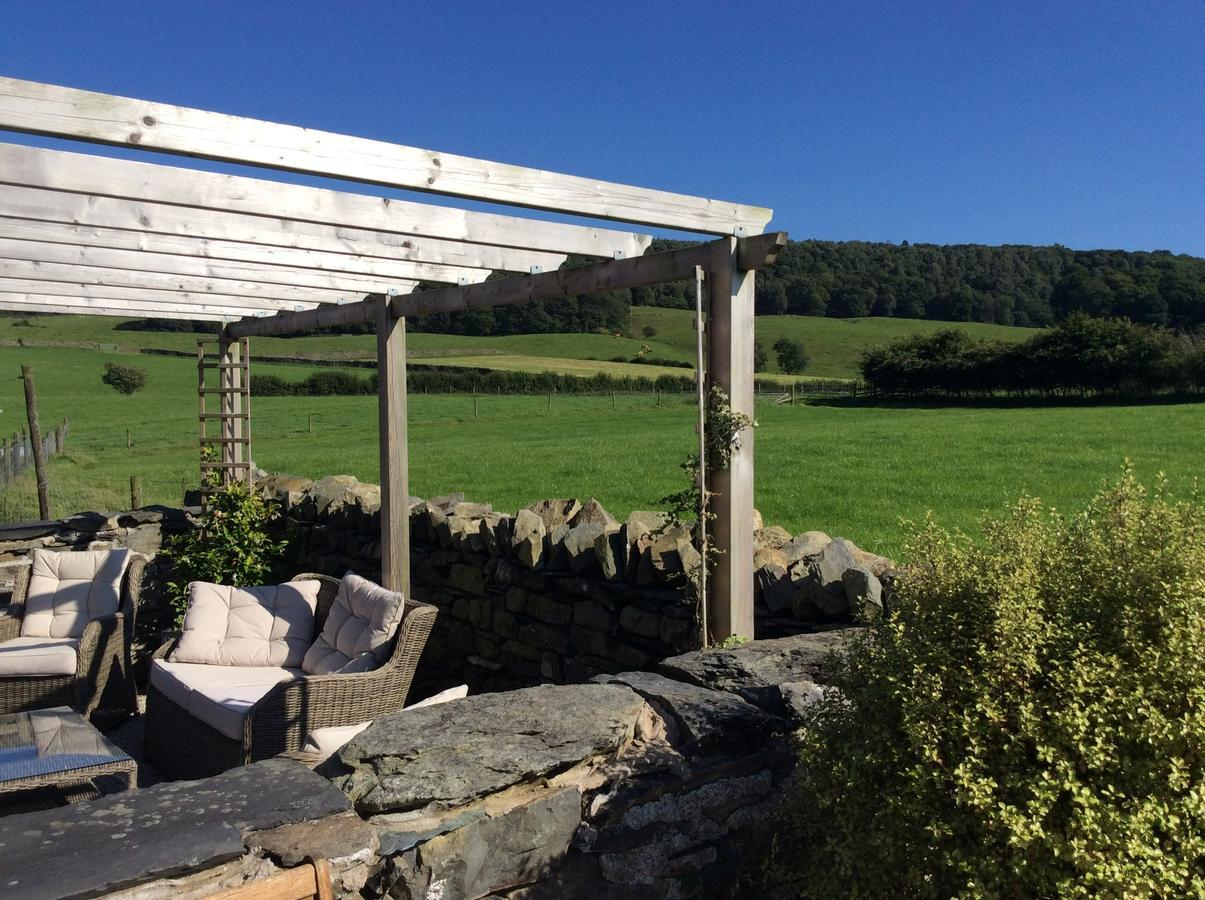 Crosslands Farm Hotel Kendal Exterior foto